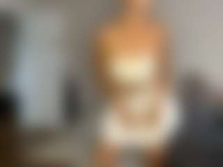 Live cam show with LashaundaGoodknight - Brown Eyes on camwithhim.com