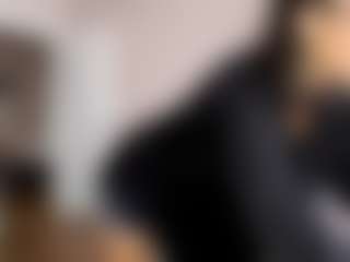 Live cam show with LashaundaGoodknight - Stockings on SquirtSoMuch