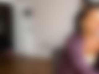 Live cam show with LashaundaGoodknight - Middle Aged on Camsoda