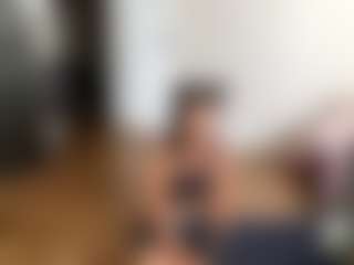 Live cam show with LashaundaGoodknight - Middle Aged on Camsoda