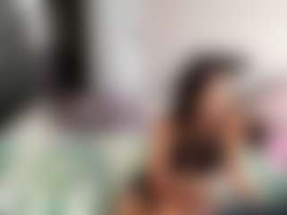 Live cam show with LashaundaGoodknight - Middle Aged on Camsoda