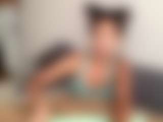 Live cam show with LashaundaGoodknight - Average on https://playwithruby.com