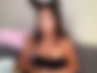 Live cam show with LashaundaGoodknight - Erotic on xDating