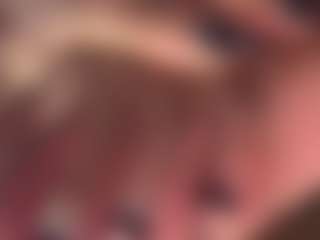 Littlebambii777's Live Sex Cam Show