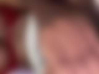 Littlebambii777's Live Sex Cam Show