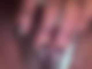 Littlebambii777's Live Sex Cam Show