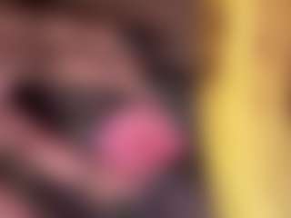Littlebambii777's Live Sex Cam Show