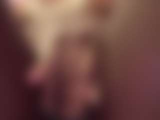 Littlebambii777's Live Sex Cam Show