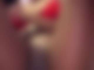 Littlebambii777's Live Sex Cam Show