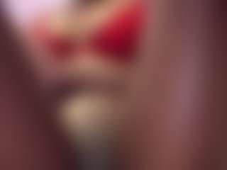Littlebambii777's Live Sex Cam Show