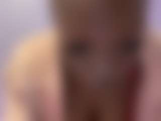 Littlebambii777's Live Sex Cam Show