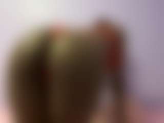 Littlebambii777's Live Sex Cam Show