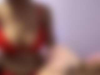 Live cam show with Littlebambii777 - Yoga on CamClone