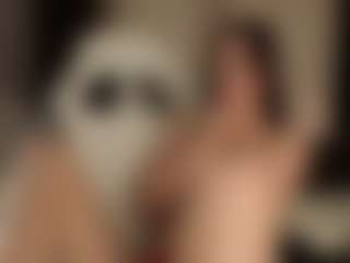 Live cam show with LucianaMclilly - White on TeamSkeetLive | united kingdom