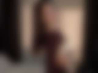Live cam show with LucianaMclilly - Upskirt on chickslive.net