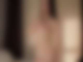 Live cam show with LucianaMclilly - Upskirt on CamSextacy