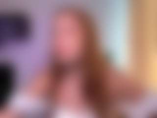Live cam show with Shaya - Fingers on Camsoda