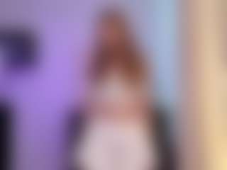 Live cam show with Shaya - Fingers on Camsoda