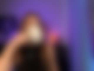 Shaya's Live Sex Cam Show