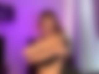 Shaya's Live Sex Cam Show