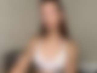 Live cam show with MelaniaCabal - Squirt on Camsoda