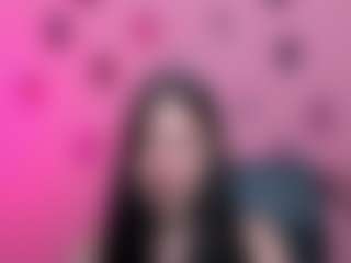 Live-Cam-Show mit milana-sunny - Tease auf Camsoda