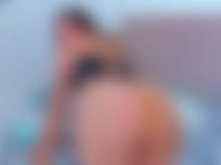scarletrouse's Live Sex Cam Show