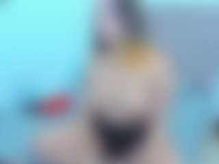 scarletrouse's Live Sex Cam Show