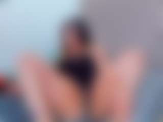 scarletrouse's Live Sex Cam Show