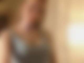 Live cam show with ShanikaSueda - HD Brown Hair on fapnchat