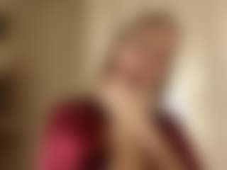 Live cam show with ShanikaSueda - Blowjob Brown Hair on Streamer API
