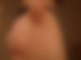 ShanikaSueda's Live Sex Cam Show
