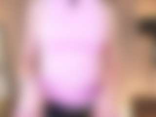 Live cam show with Dana - Pornstar Bedroom on Camming Site