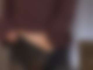 Live cam show with Dana - Bedroom on slutload