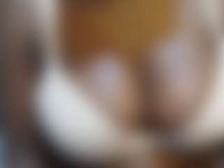 Live cam show with Sweetcap99 - Dirty on friskycurves.com