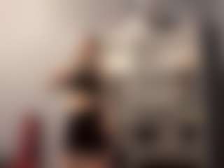 Live cam show with TeresitaDickens - Bedroom Red Hair on sexylivex.com