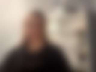 Live cam show with TeresitaDickens - Spank Red Hair on SquirtSoMuch