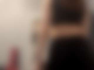 Live cam show with TeresitaDickens - Public Red Hair on live18s.com