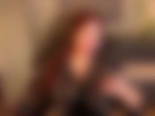 Live cam show with avrorarose - Chubby on Camiplay Live
