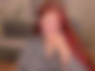 Live cam show with avrorarose - Hairy Pussy on livesuperchat.net