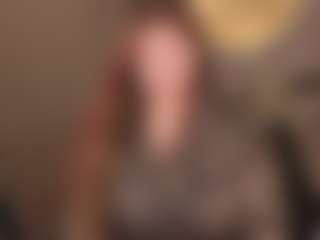 Live cam show with avrorarose - Doggy on Dare Cams