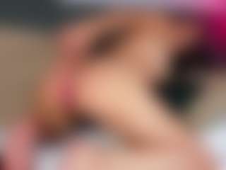 Flora-Rowe's Live Sex Cam Show
