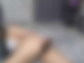 FlorrieDepasse's Live Sex Cam Show