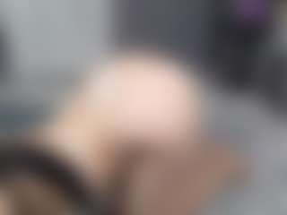 FlorrieDepasse's Live Sex Cam Show