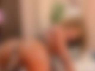 Spettacolo in cam dal vivo con Frida-kiroga - Athletic Spank su Camsoda