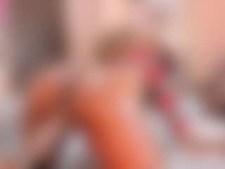 Show de cam en vivo con Frida-kiroga - Striptease Latina en Camsoda | colombia