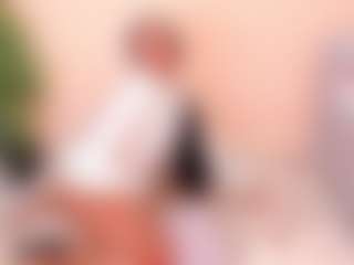 Live cam show with Frida-kiroga - Moaning on Camsoda