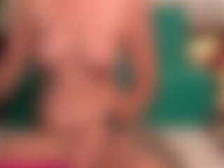 homehornyeva's Live Sex Cam Show