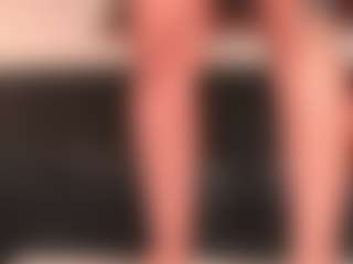 Live-camshow met homehornyeva - Domination op Camsoda