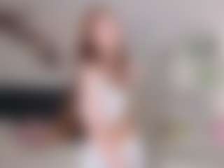 Live cam show with IllaShappard - Brown Hair Teen (18+) on sexytreat.net
